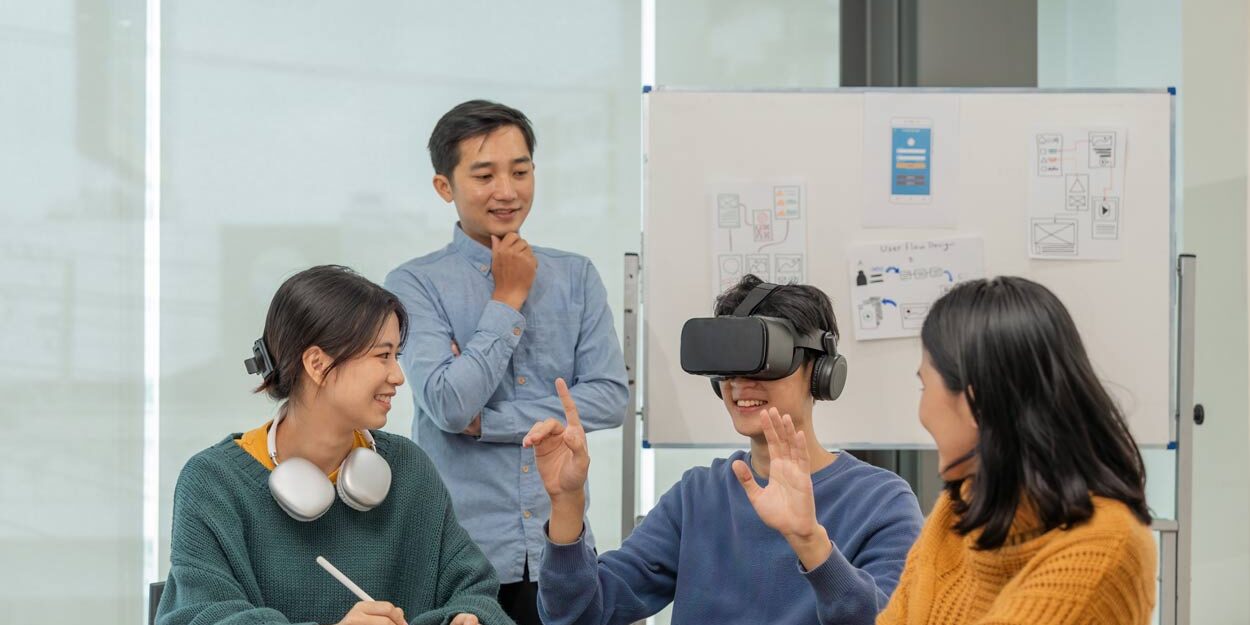 people learning via vr